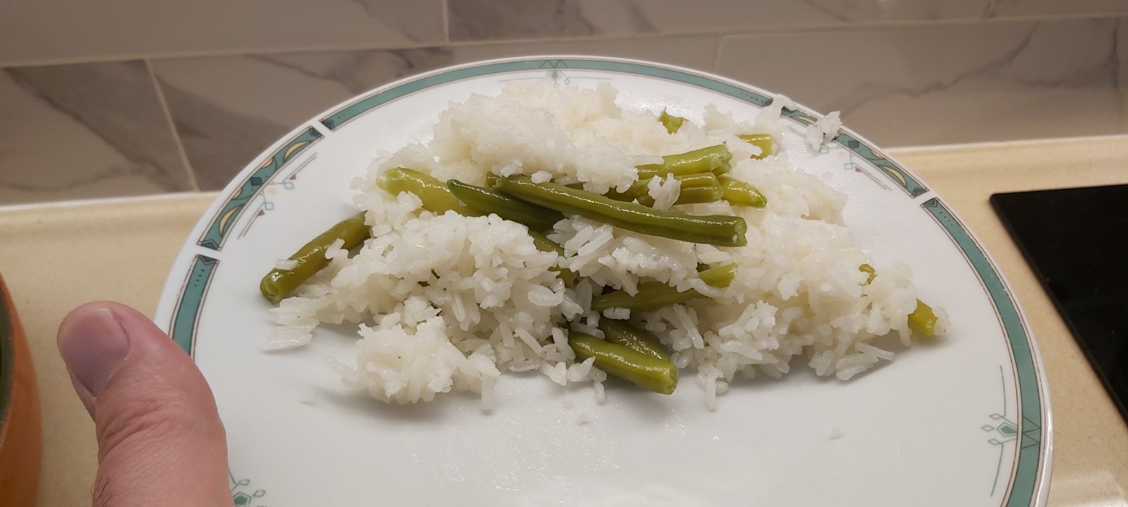 אורז לבן עם שעועית ירוקה